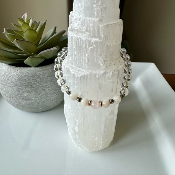 Genuine Rose and Clear Quartz 6mm Bead Stretch Bracelet - Picture 7 of 7